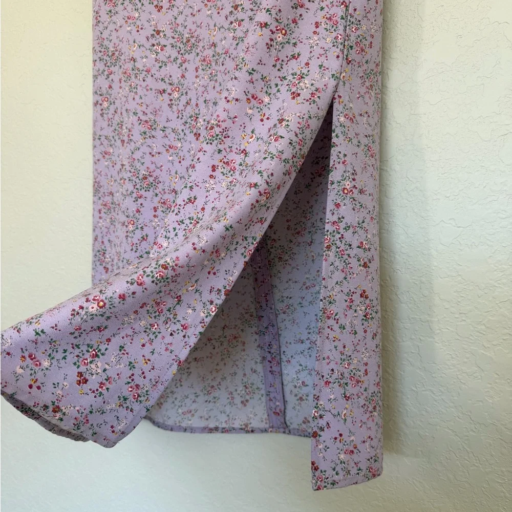 John Galt Floral Midi Skirt W/ Side Slit in Lavender. - Picture 4 of 10